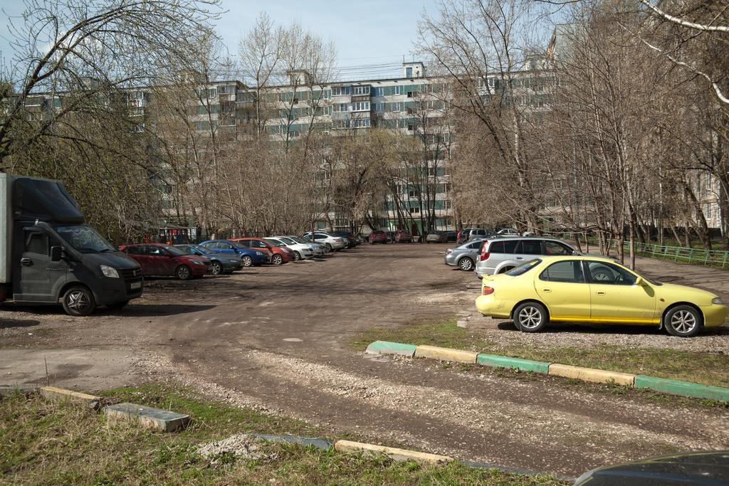Econom Apartments Near Orekhovo Moscow Exterior photo